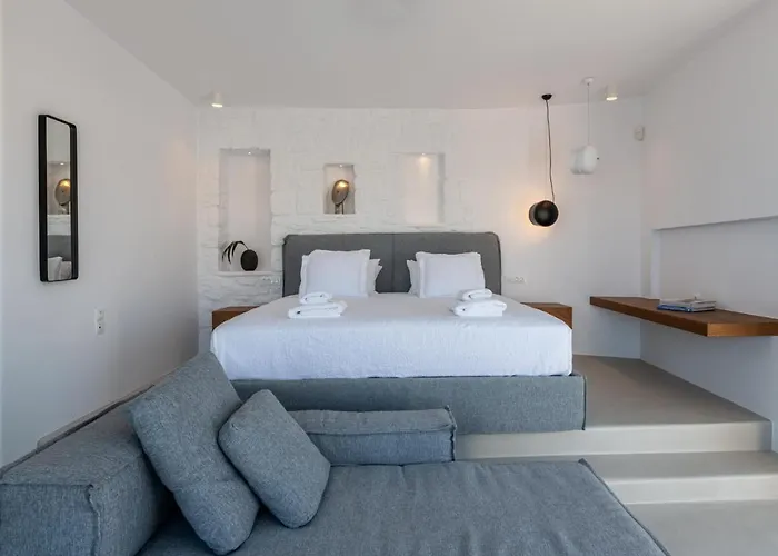 Lilium I - Overlooking Psarou Bay, Mykonos * Psarrou