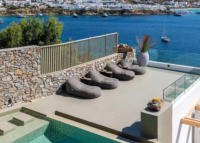 Lilium I - Overlooking Psarou Bay, Mykonos Villa *