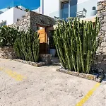 Lilium I - Overlooking Psarou Bay, Mykonos * Psarrou