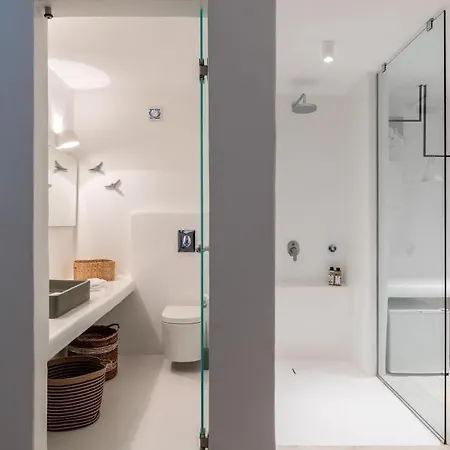 Villa Lilium I - Overlooking Psarou Bay, Mykonos *