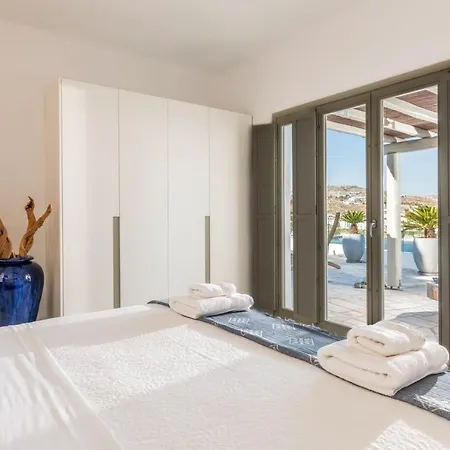 Lilium I - Overlooking Psarou Bay, Mykonos *
