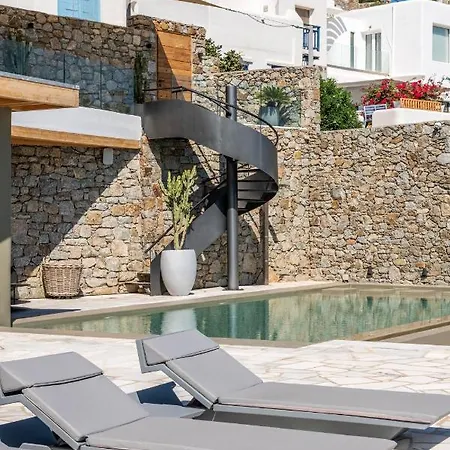 Lilium I - Overlooking Psarou Bay, Mykonos * Psarrou