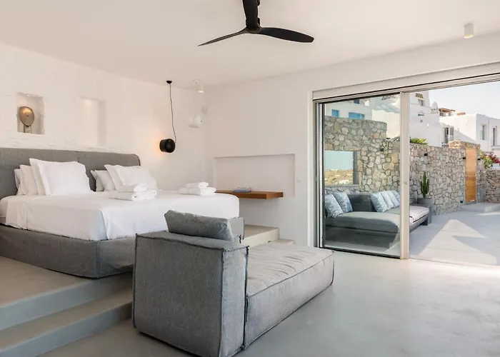 Lilium I - Overlooking Psarou Bay, Mykonos Psarou (Mykonos)