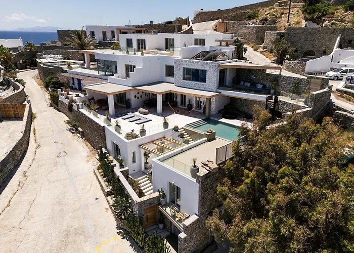 Villa Lilium I - Overlooking Psarou Bay, Mykonos *